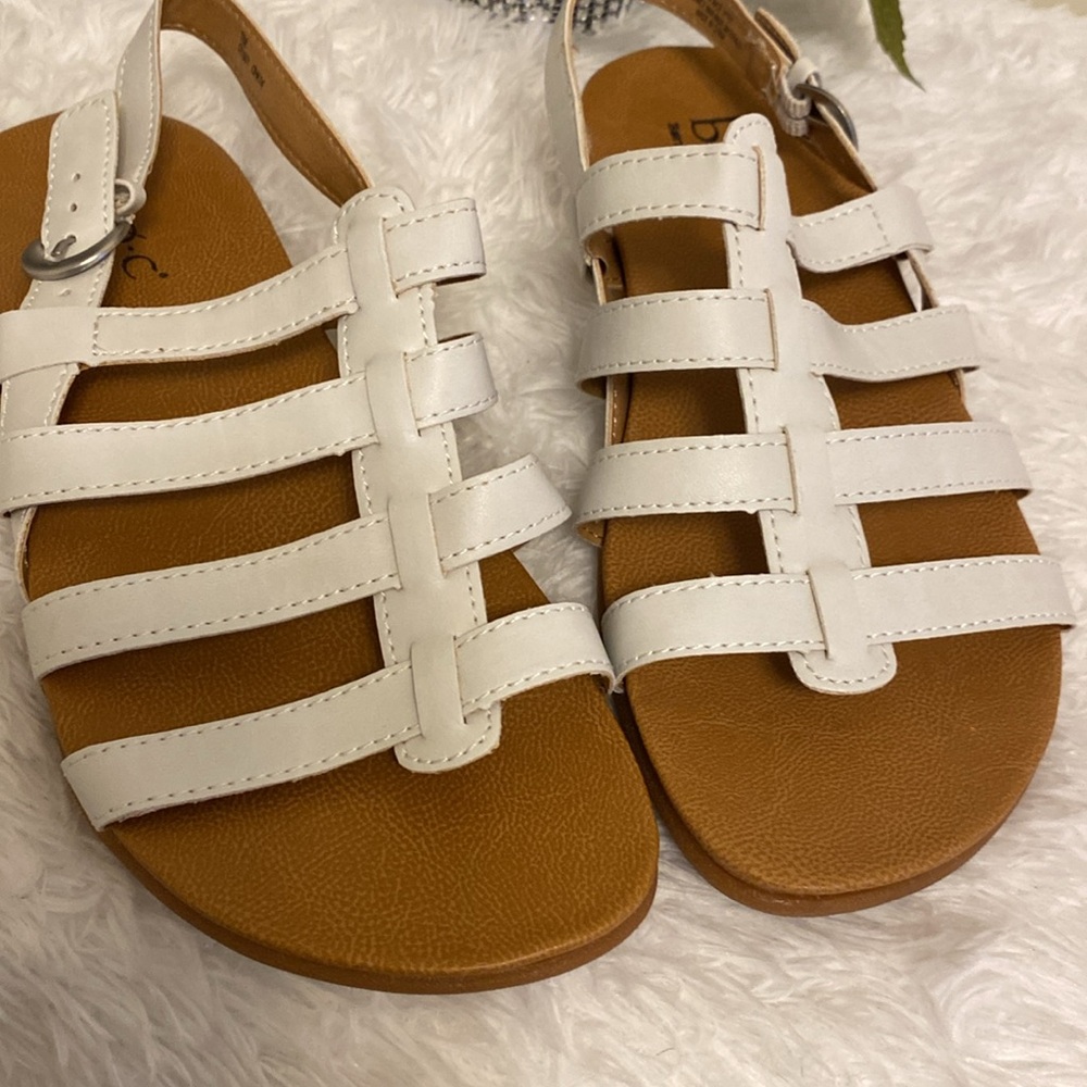 BOC sandals white color SZ 7m . Brand new. - Picture 5 of 5